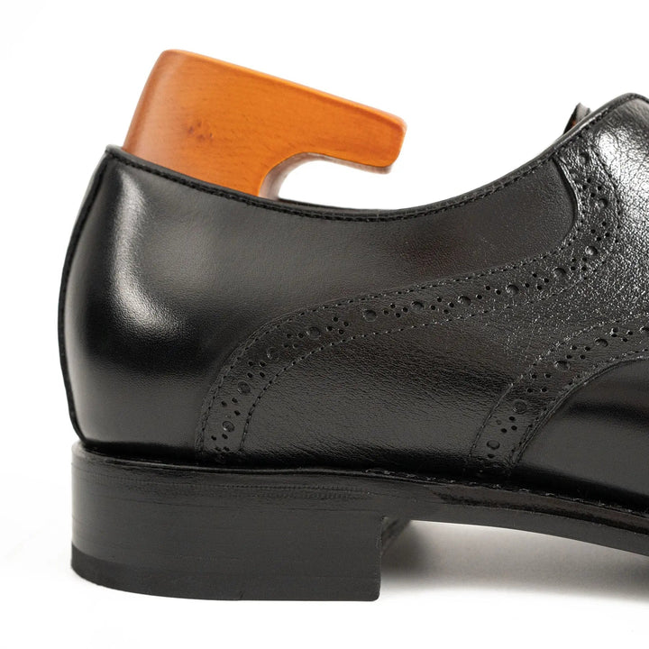 DV DIVINCH men’s shoes, handcrafted leather shoes, calfskin footwear, men’s designer shoes, leather dress shoes, brogue shoes, Derby shoes, Oxford shoes, monk strap shoes, Chelsea boots, lug sole footwear