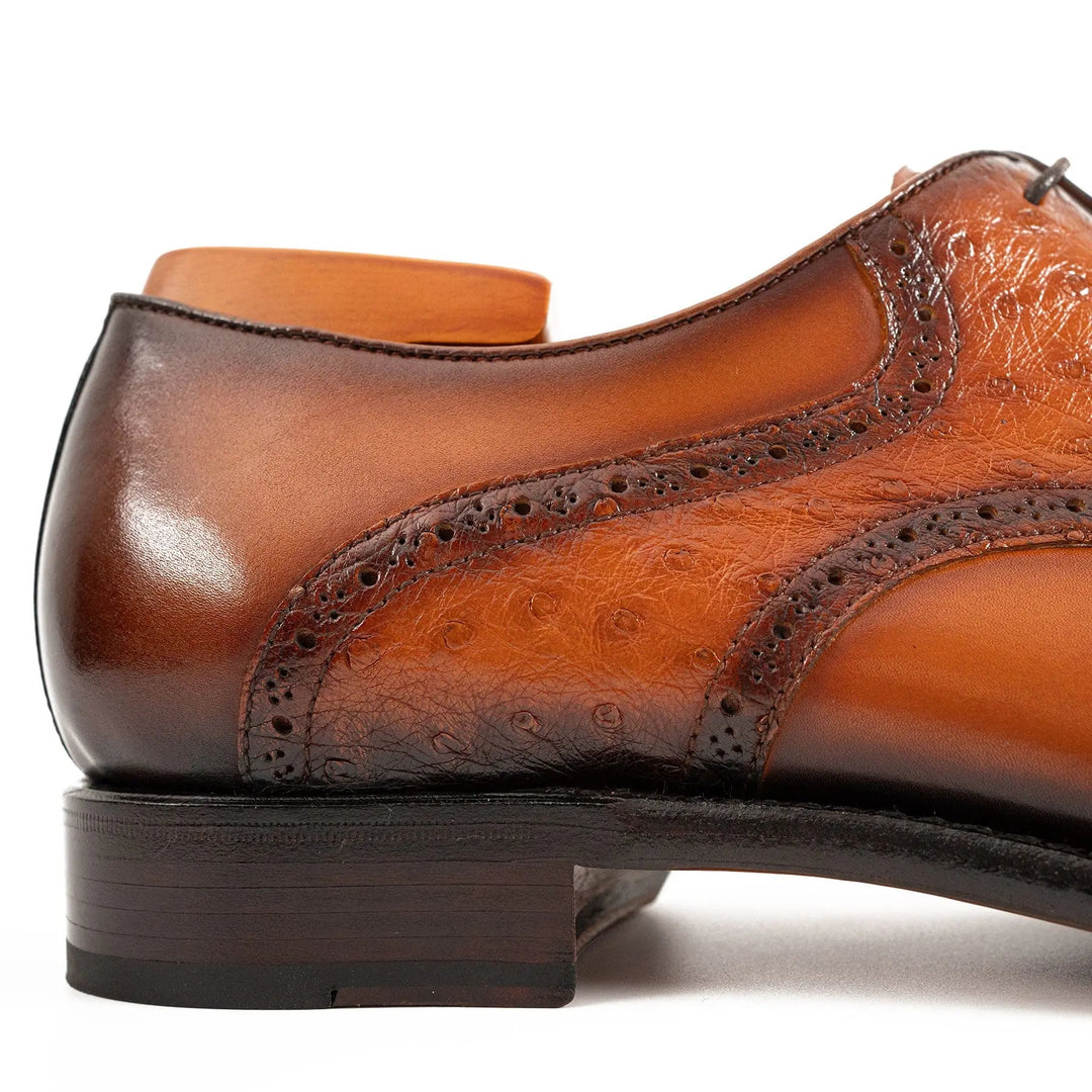 DV DIVINCH men’s shoes, handcrafted leather shoes, calfskin footwear, men’s designer shoes, leather dress shoes, brogue shoes, Derby shoes, Oxford shoes, monk strap shoes, Chelsea boots, lug sole footwear