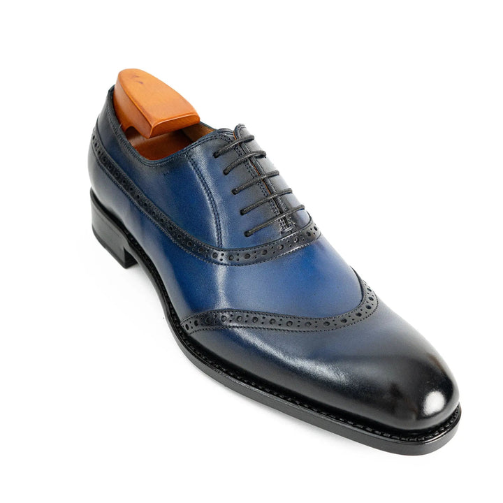 DV DIVINCH men’s shoes, handcrafted leather shoes, calfskin footwear, men’s designer shoes, leather dress shoes, brogue shoes, Derby shoes, Oxford shoes, monk strap shoes, Chelsea boots, lug sole footwear