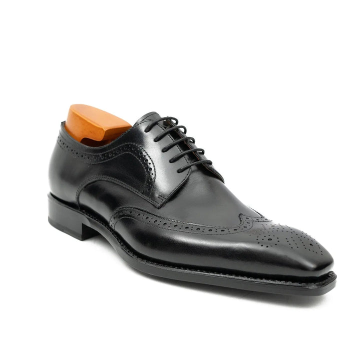 DV DIVINCH men’s shoes, handcrafted leather shoes, calfskin footwear, men’s designer shoes, leather dress shoes, brogue shoes, Derby shoes, Oxford shoes, monk strap shoes, Chelsea boots, lug sole footwear