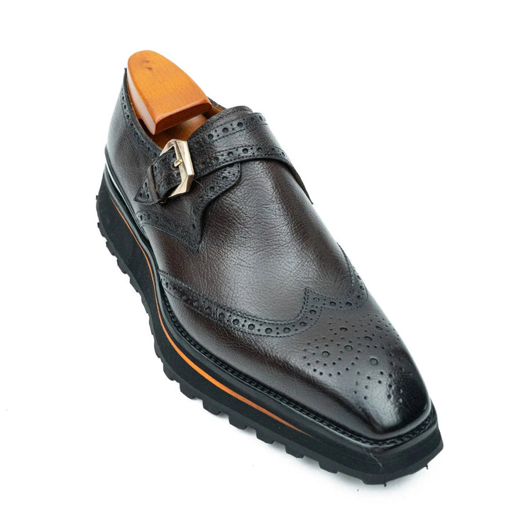 DV DIVINCH men’s shoes, handcrafted leather shoes, calfskin footwear, men’s designer shoes, leather dress shoes, brogue shoes, Derby shoes, Oxford shoes, monk strap shoes, Chelsea boots, lug sole footwear
