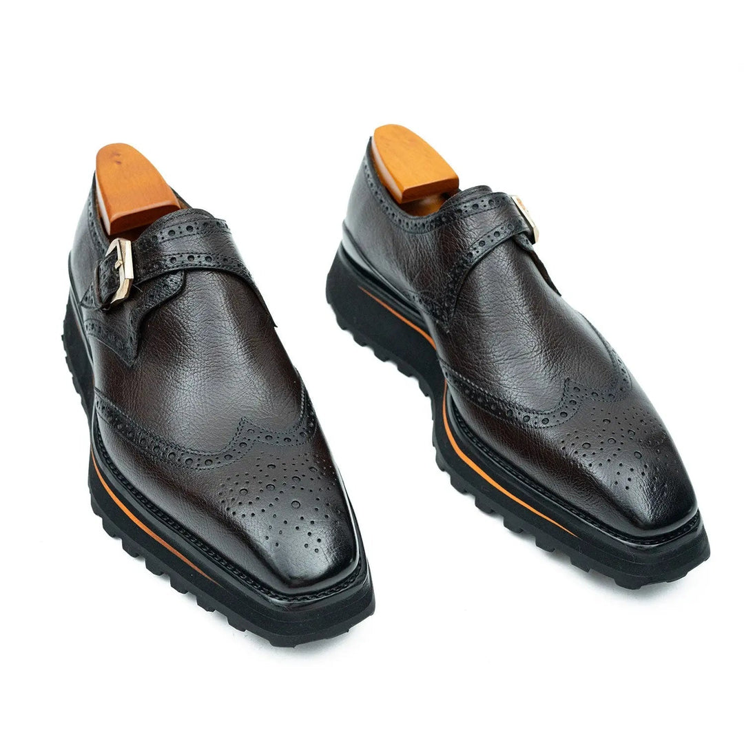 DV DIVINCH men’s shoes, handcrafted leather shoes, calfskin footwear, men’s designer shoes, leather dress shoes, brogue shoes, Derby shoes, Oxford shoes, monk strap shoes, Chelsea boots, lug sole footwear