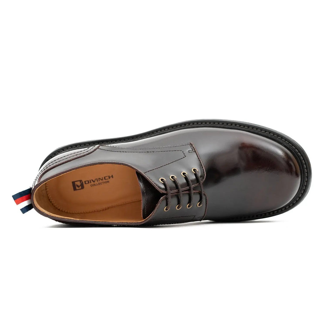 DV DIVINCH men’s shoes, handcrafted leather shoes, calfskin footwear, men’s designer shoes, leather dress shoes, brogue shoes, Derby shoes, Oxford shoes, monk strap shoes, Chelsea boots, lug sole footwear