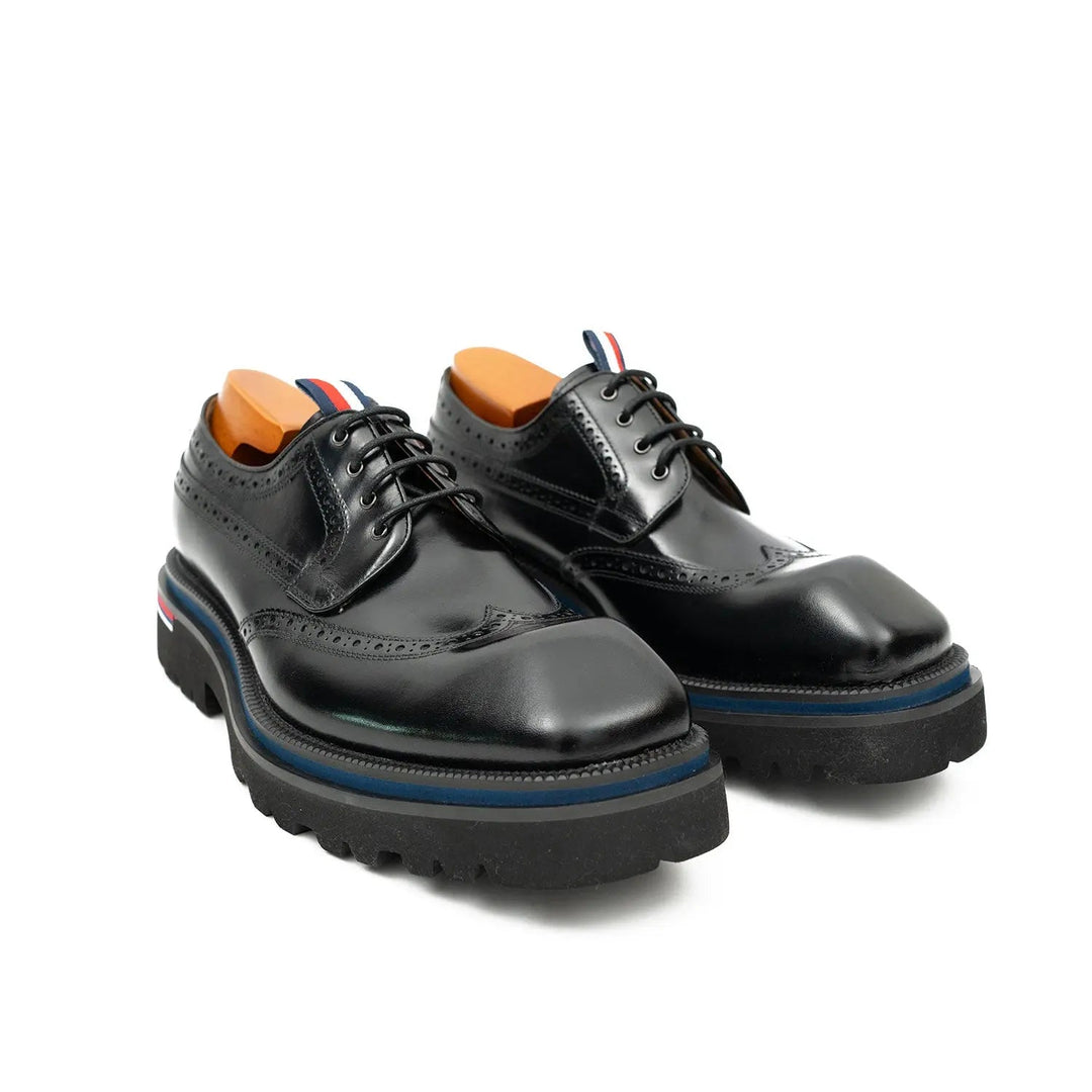 DV DIVINCH men’s shoes, handcrafted leather shoes, calfskin footwear, men’s designer shoes, leather dress shoes, brogue shoes, Derby shoes, Oxford shoes, monk strap shoes, Chelsea boots, lug sole footwear