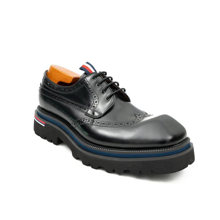 DV DIVINCH men’s shoes, handcrafted leather shoes, calfskin footwear, men’s designer shoes, leather dress shoes, brogue shoes, Derby shoes, Oxford shoes, monk strap shoes, Chelsea boots, lug sole footwear