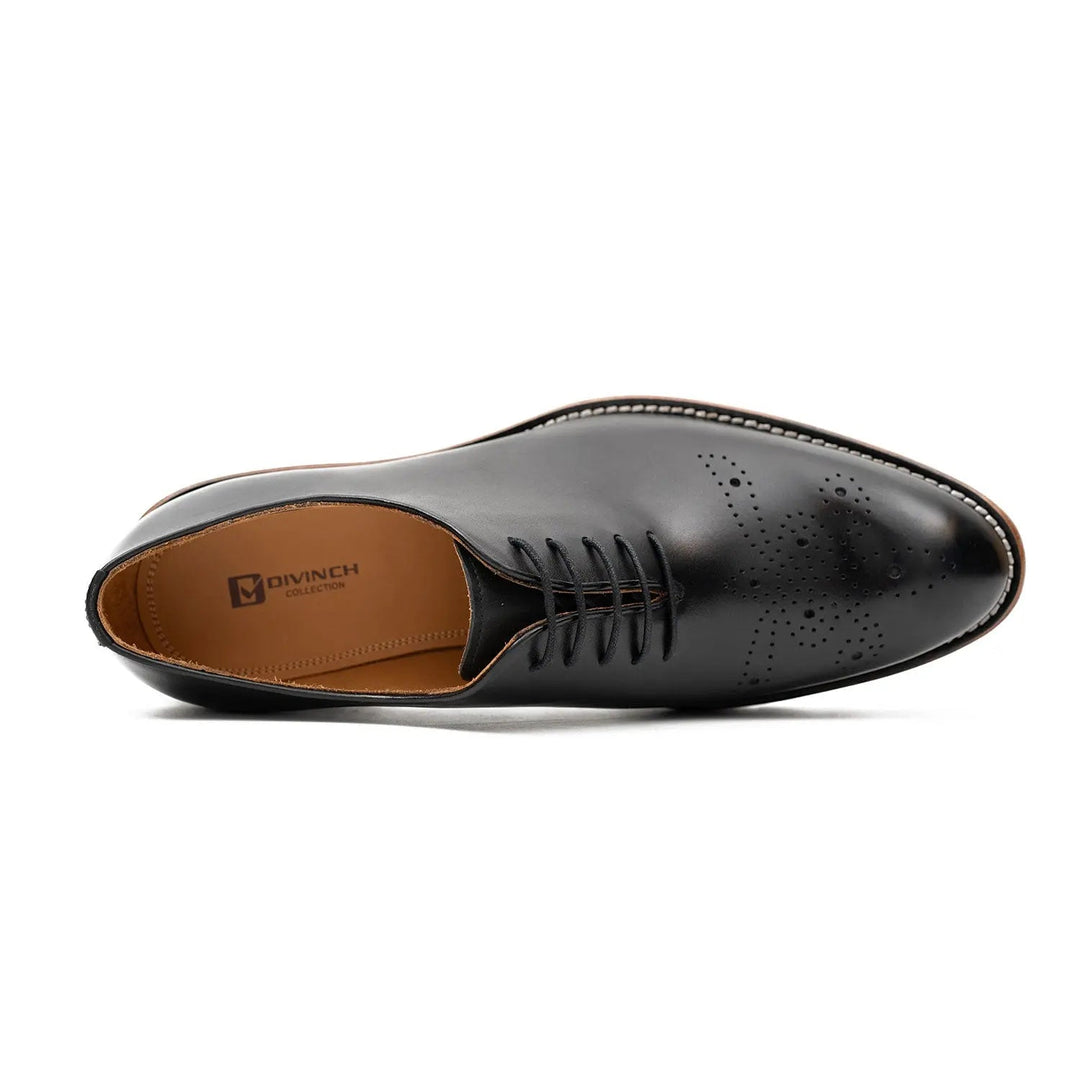 DV DIVINCH men’s shoes, handcrafted leather shoes, calfskin footwear, men’s designer shoes, leather dress shoes, brogue shoes, Derby shoes, Oxford shoes, monk strap shoes, Chelsea boots, lug sole footwear