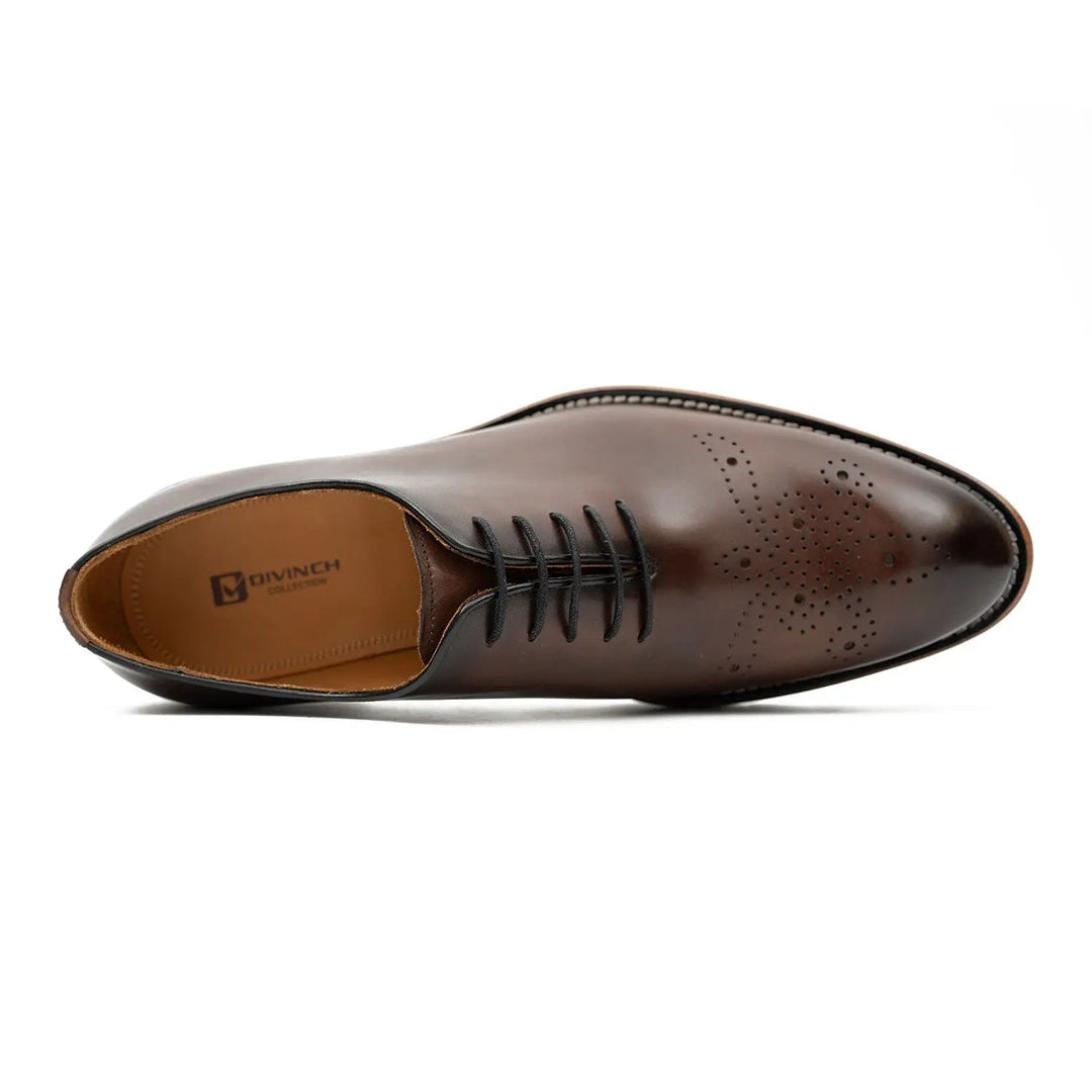 DV DIVINCH men’s shoes, handcrafted leather shoes, calfskin footwear, men’s designer shoes, leather dress shoes, brogue shoes, Derby shoes, Oxford shoes, monk strap shoes, Chelsea boots, lug sole footwear