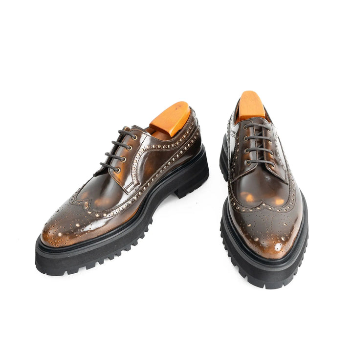 DV DIVINCH men’s shoes, handcrafted leather shoes, calfskin footwear, men’s designer shoes, leather dress shoes, brogue shoes, Derby shoes, Oxford shoes, monk strap shoes, Chelsea boots, lug sole footwear