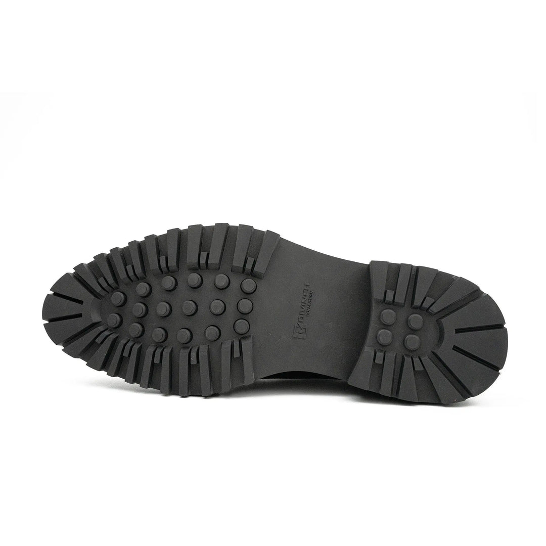 DV DIVINCH men’s shoes, handcrafted leather shoes, calfskin footwear, men’s designer shoes, leather dress shoes, brogue shoes, Derby shoes, Oxford shoes, monk strap shoes, Chelsea boots, lug sole footwear