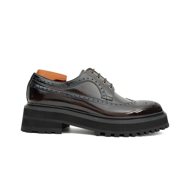 DV DIVINCH men’s shoes, handcrafted leather shoes, calfskin footwear, men’s designer shoes, leather dress shoes, brogue shoes, Derby shoes, Oxford shoes, monk strap shoes, Chelsea boots, lug sole footwear