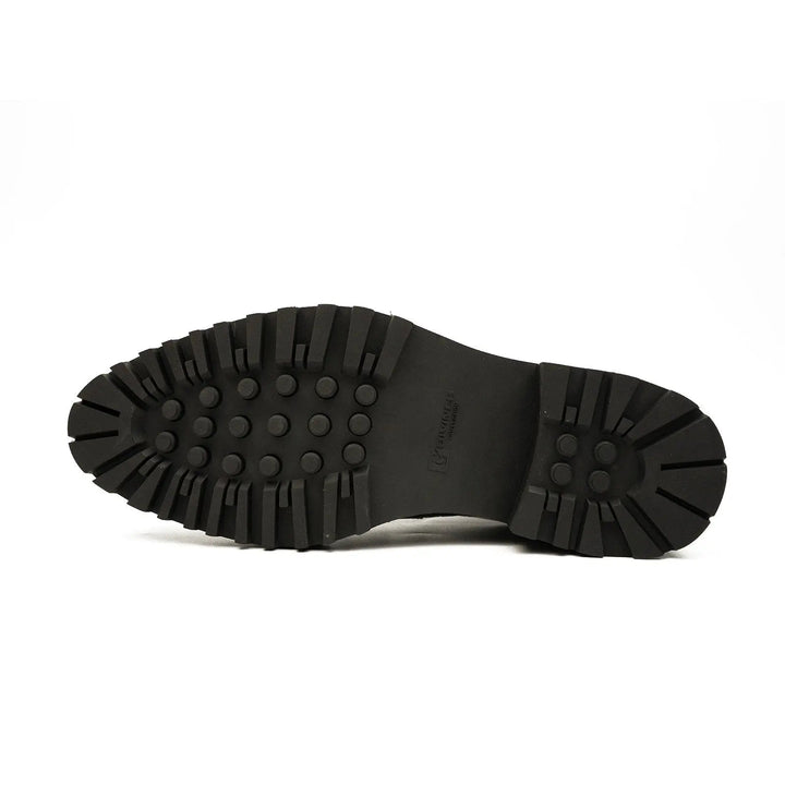 DV DIVINCH men’s shoes, handcrafted leather shoes, calfskin footwear, men’s designer shoes, leather dress shoes, brogue shoes, Derby shoes, Oxford shoes, monk strap shoes, Chelsea boots, lug sole footwear