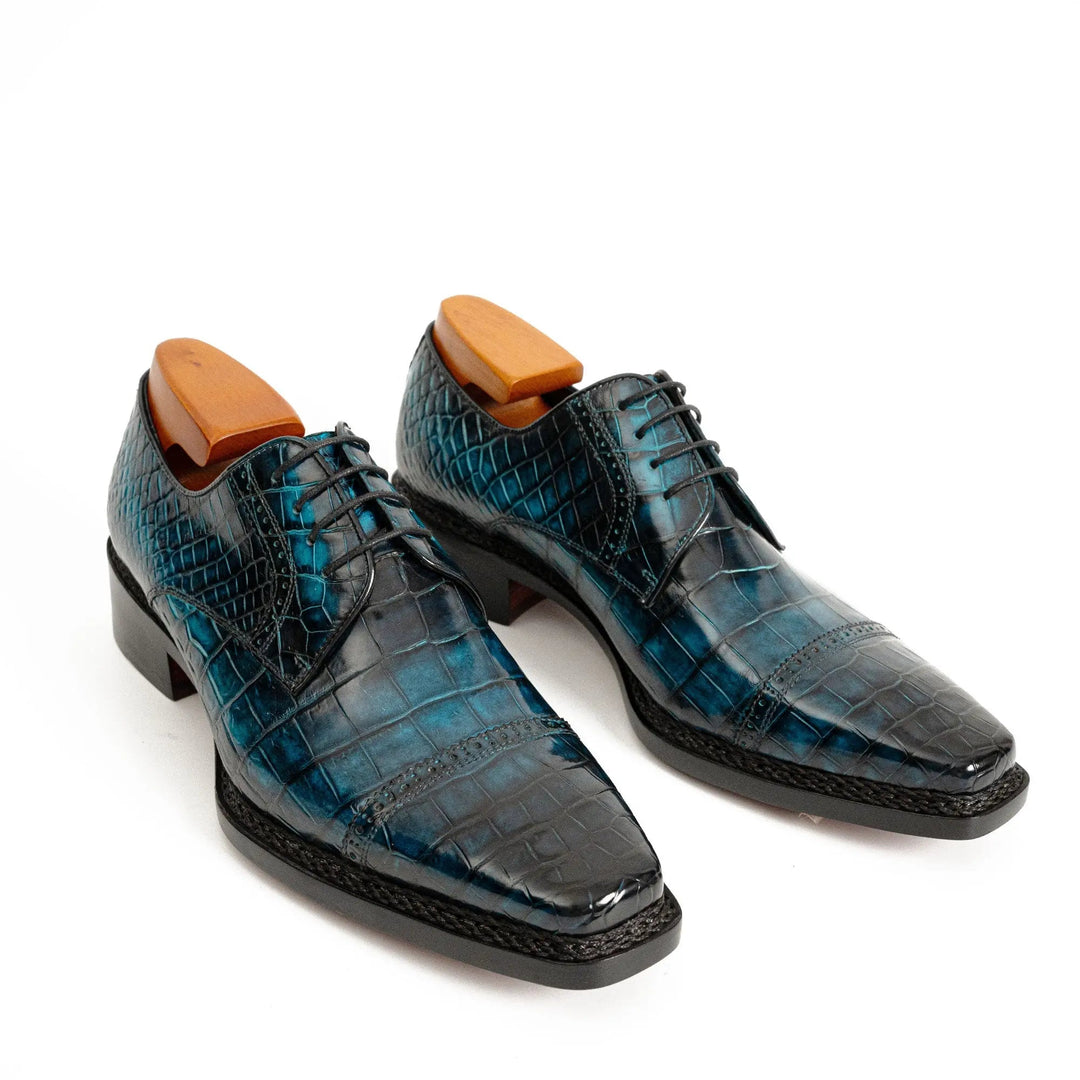DV DIVINCH men’s shoes, handcrafted leather shoes, calfskin footwear, men’s designer shoes, leather dress shoes, brogue shoes, Derby shoes, Oxford shoes, monk strap shoes, Chelsea boots, lug sole footwear