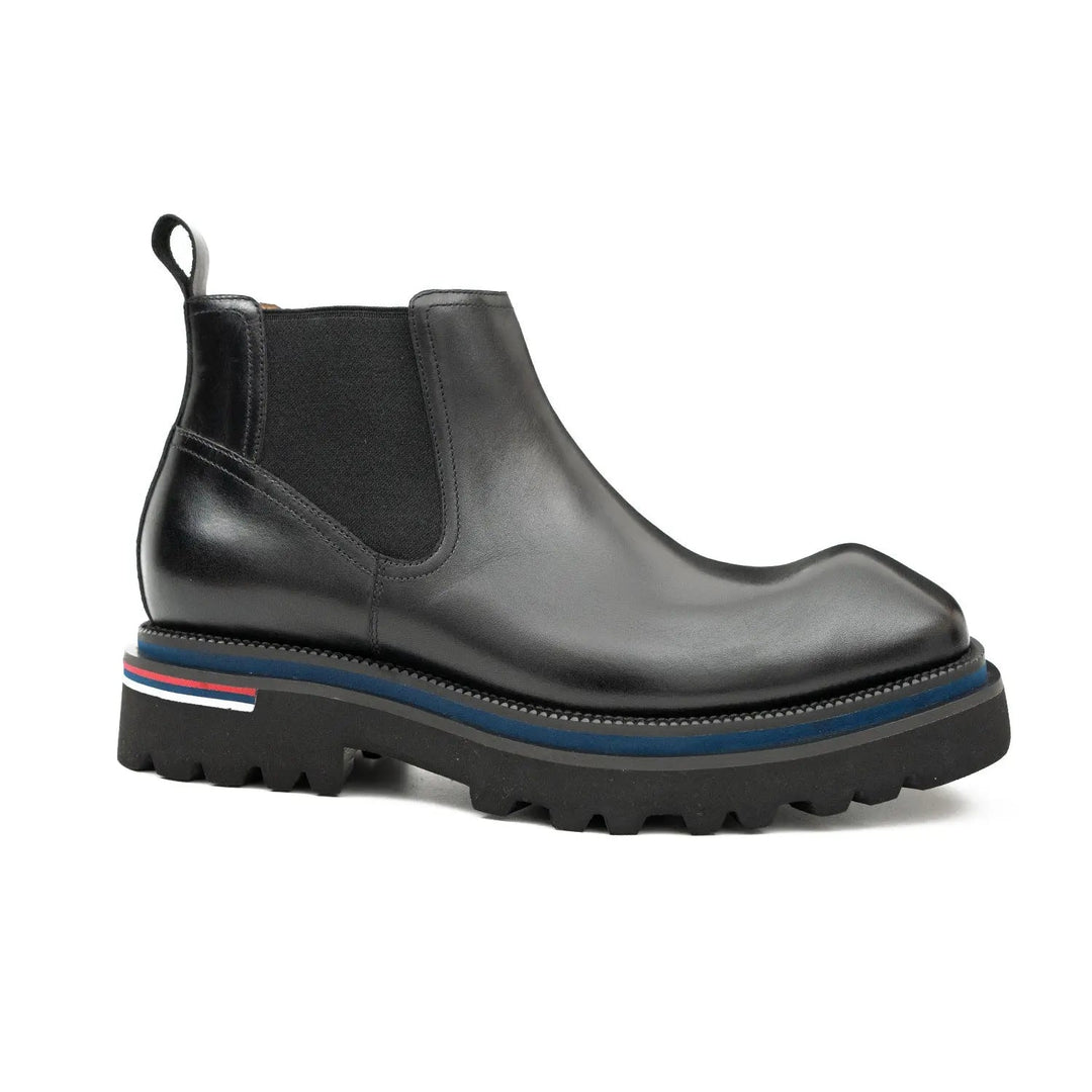 DV DIVINCH men’s shoes, handcrafted leather shoes, calfskin footwear, men’s designer shoes, leather dress shoes, brogue shoes, Derby shoes, Oxford shoes, monk strap shoes, Chelsea boots, lug sole footwear