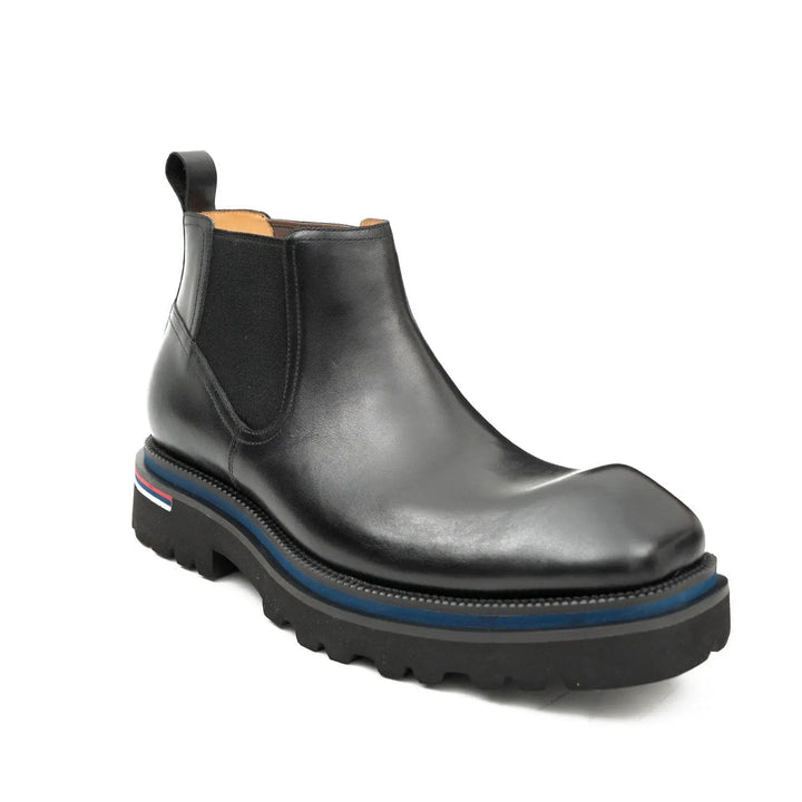 DV DIVINCH men’s shoes, handcrafted leather shoes, calfskin footwear, men’s designer shoes, leather dress shoes, brogue shoes, Derby shoes, Oxford shoes, monk strap shoes, Chelsea boots, lug sole footwear