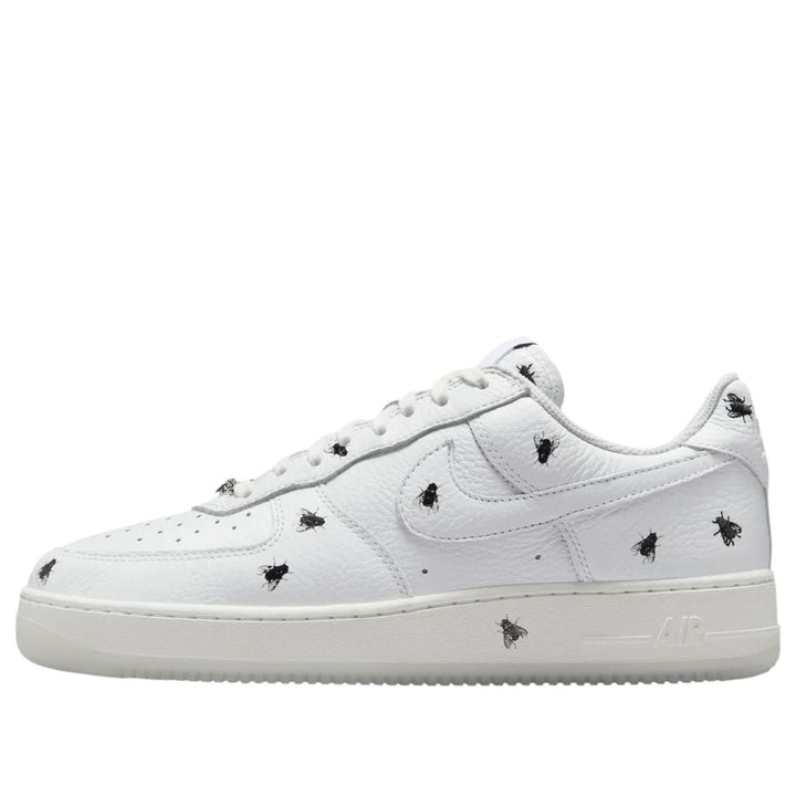 NikeAir Force 1 Low &