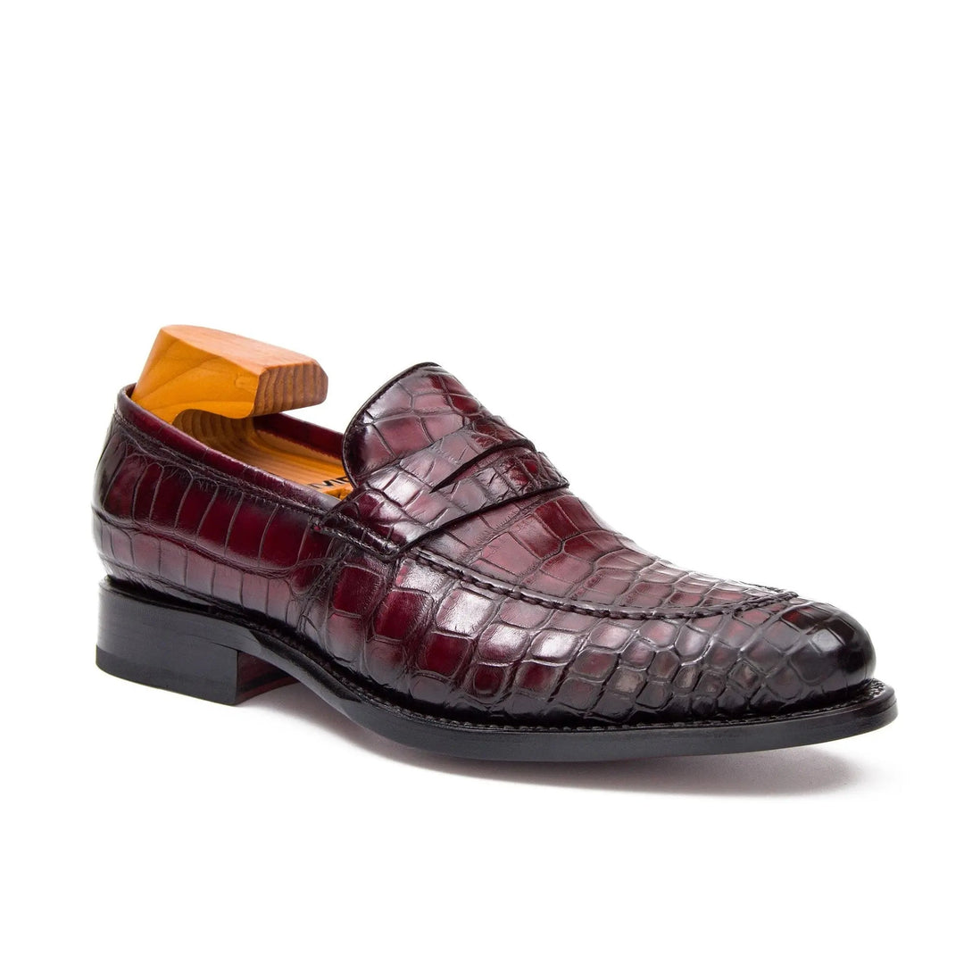 DV DIVINCH men’s shoes, handcrafted leather shoes, calfskin footwear, men’s designer shoes, leather dress shoes, brogue shoes, Derby shoes, Oxford shoes, monk strap shoes, Chelsea boots, lug sole footwear
