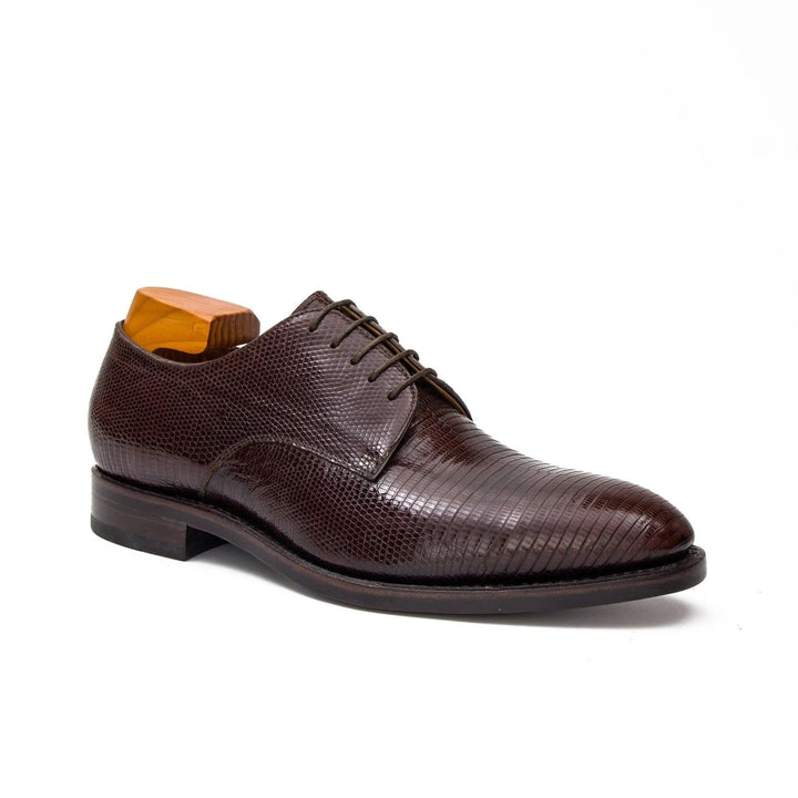 DV DIVINCH men’s shoes, handcrafted leather shoes, calfskin footwear, men’s designer shoes, leather dress shoes, brogue shoes, Derby shoes, Oxford shoes, monk strap shoes, Chelsea boots, lug sole footwear