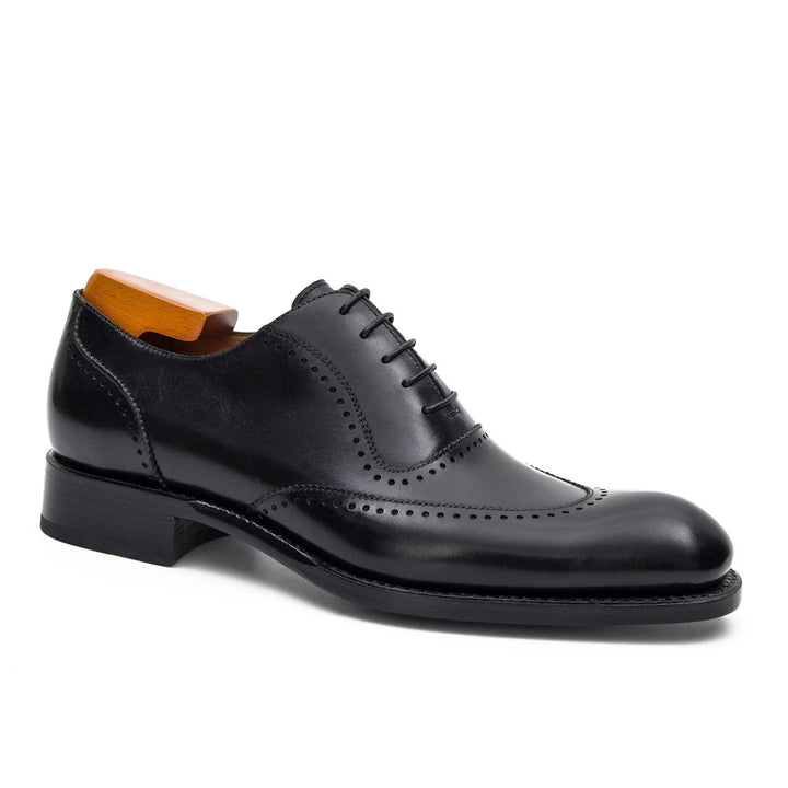 DV DIVINCH men’s shoes, handcrafted leather shoes, calfskin footwear, men’s designer shoes, leather dress shoes, brogue shoes, Derby shoes, Oxford shoes, monk strap shoes, Chelsea boots, lug sole footwear