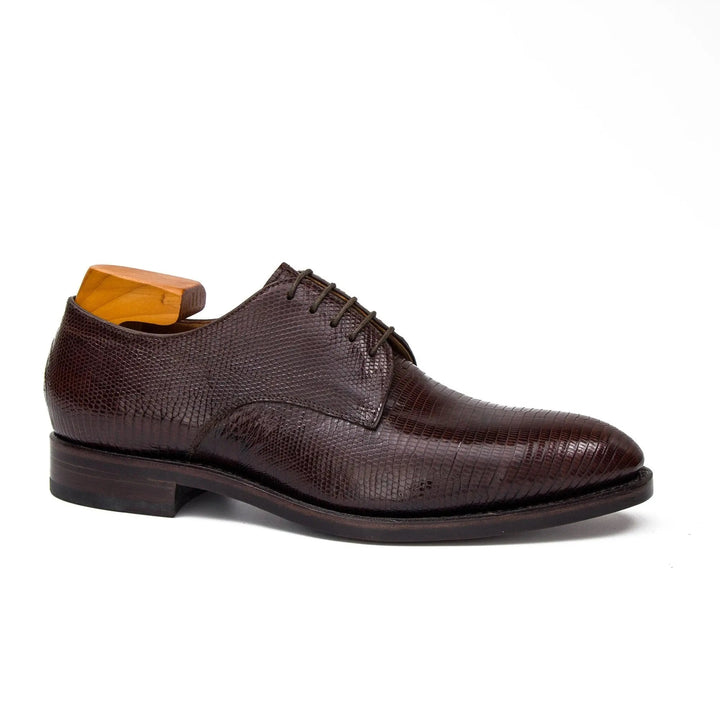DV DIVINCH men’s shoes, handcrafted leather shoes, calfskin footwear, men’s designer shoes, leather dress shoes, brogue shoes, Derby shoes, Oxford shoes, monk strap shoes, Chelsea boots, lug sole footwear