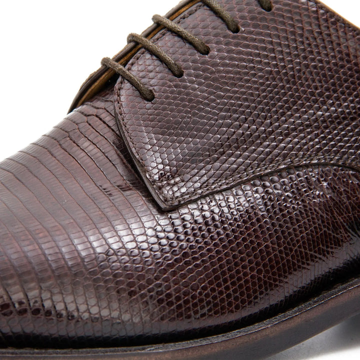 DV DIVINCH men’s shoes, handcrafted leather shoes, calfskin footwear, men’s designer shoes, leather dress shoes, brogue shoes, Derby shoes, Oxford shoes, monk strap shoes, Chelsea boots, lug sole footwear