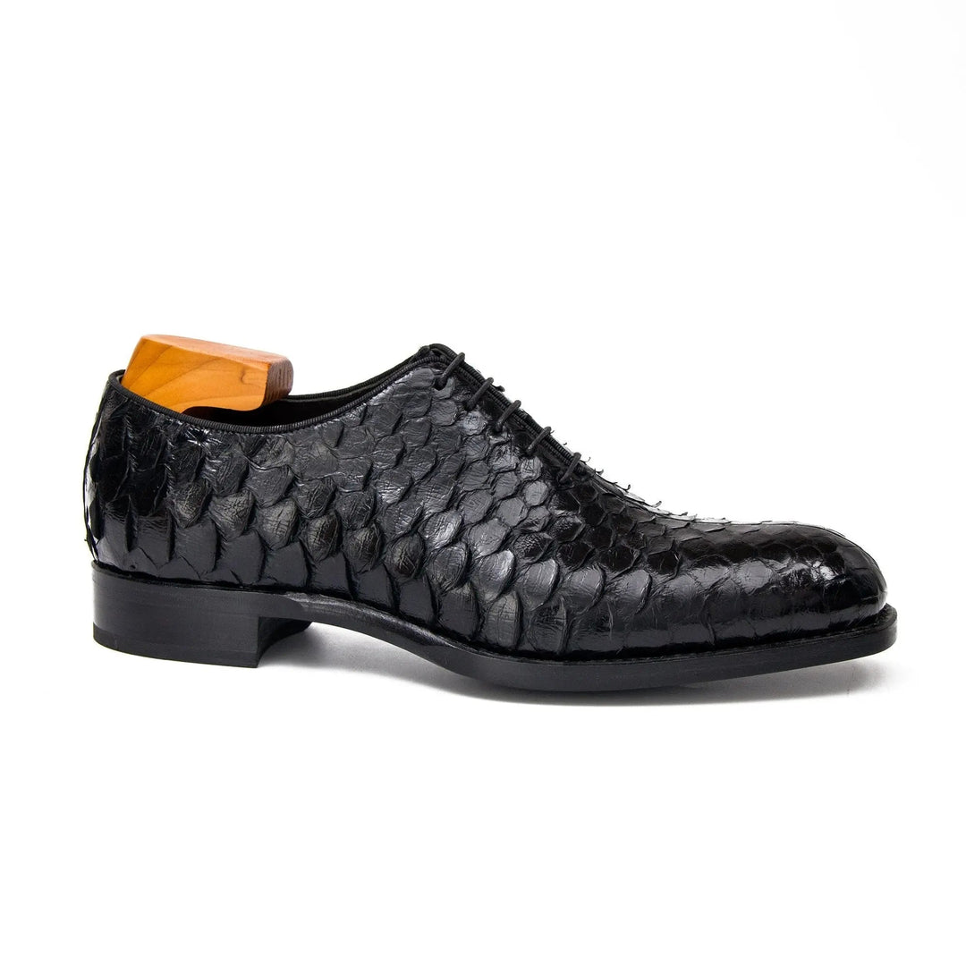 DV DIVINCH men’s shoes, handcrafted leather shoes, calfskin footwear, men’s designer shoes, leather dress shoes, brogue shoes, Derby shoes, Oxford shoes, monk strap shoes, Chelsea boots, lug sole footwear