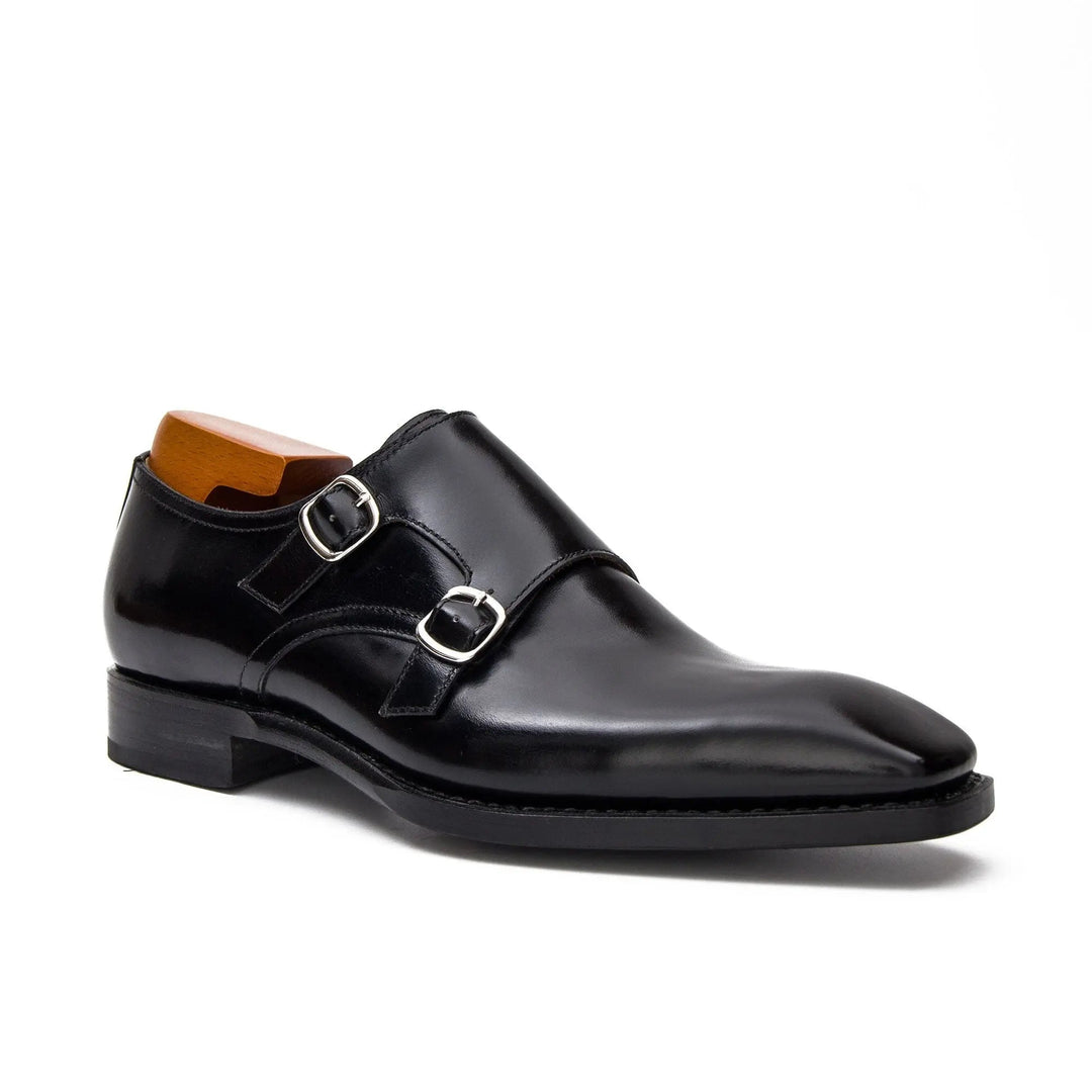 DV DIVINCH men’s shoes, handcrafted leather shoes, calfskin footwear, men’s designer shoes, leather dress shoes, brogue shoes, Derby shoes, Oxford shoes, monk strap shoes, Chelsea boots, lug sole footwear