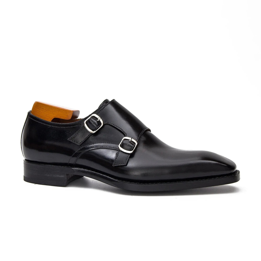 DV DIVINCH men’s shoes, handcrafted leather shoes, calfskin footwear, men’s designer shoes, leather dress shoes, brogue shoes, Derby shoes, Oxford shoes, monk strap shoes, Chelsea boots, lug sole footwear