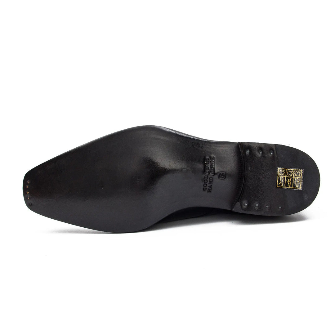 DV DIVINCH men’s shoes, handcrafted leather shoes, calfskin footwear, men’s designer shoes, leather dress shoes, brogue shoes, Derby shoes, Oxford shoes, monk strap shoes, Chelsea boots, lug sole footwear