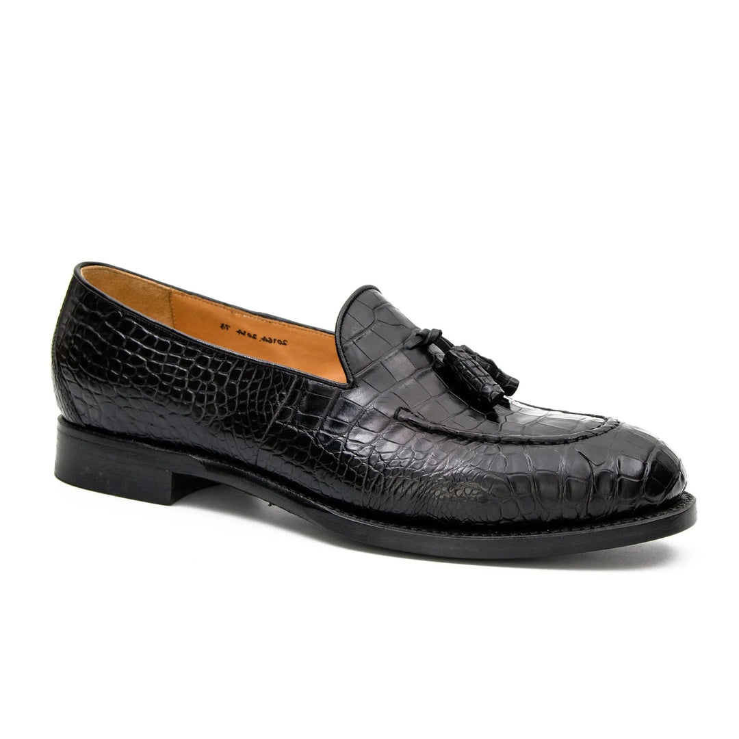 DV DIVINCH men’s shoes, handcrafted leather shoes, calfskin footwear, men’s designer shoes, leather dress shoes, brogue shoes, Derby shoes, Oxford shoes, monk strap shoes, Chelsea boots, lug sole footwear