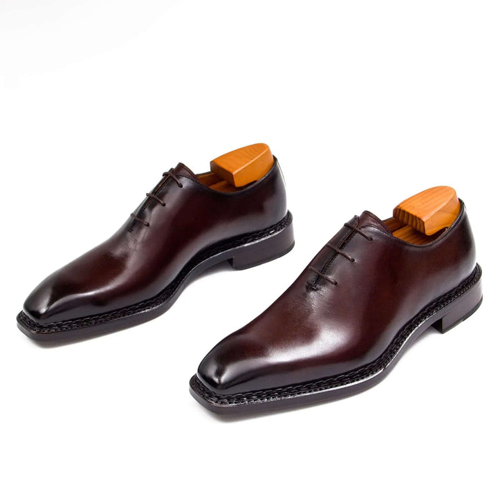 Goodyear Handmade Oxford Shoes for Men in dark brown alligator leather, handcrafted with refined design details.