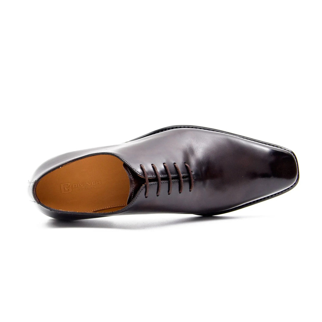 DV DIVINCH men’s shoes, handcrafted leather shoes, calfskin footwear, men’s designer shoes, leather dress shoes, brogue shoes, Derby shoes, Oxford shoes, monk strap shoes, Chelsea boots, lug sole footwear