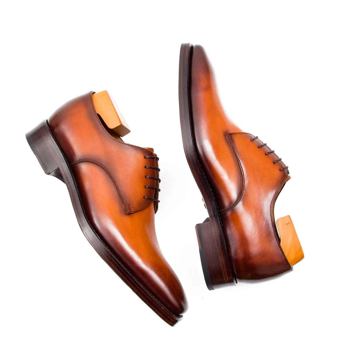Goodyear Handmade Leather Derby Shoes in brown calfskin, showcasing lacing detail and polished finish, DV DIVINCH men’s shoes.
