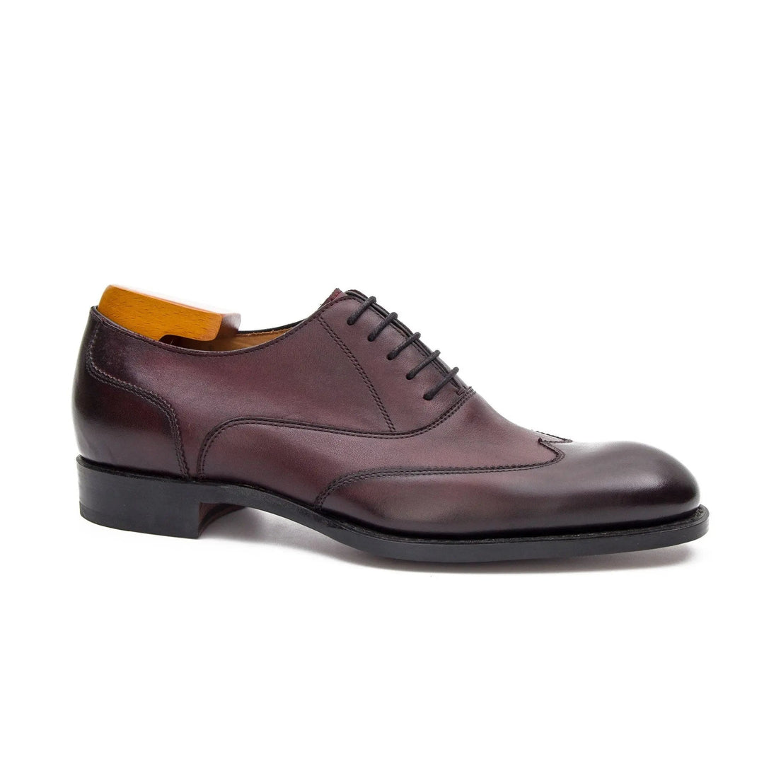 Goodyear Welt Oxford Shoes in dark burgundy calfskin leather, featuring a classic design and lace-up closure.