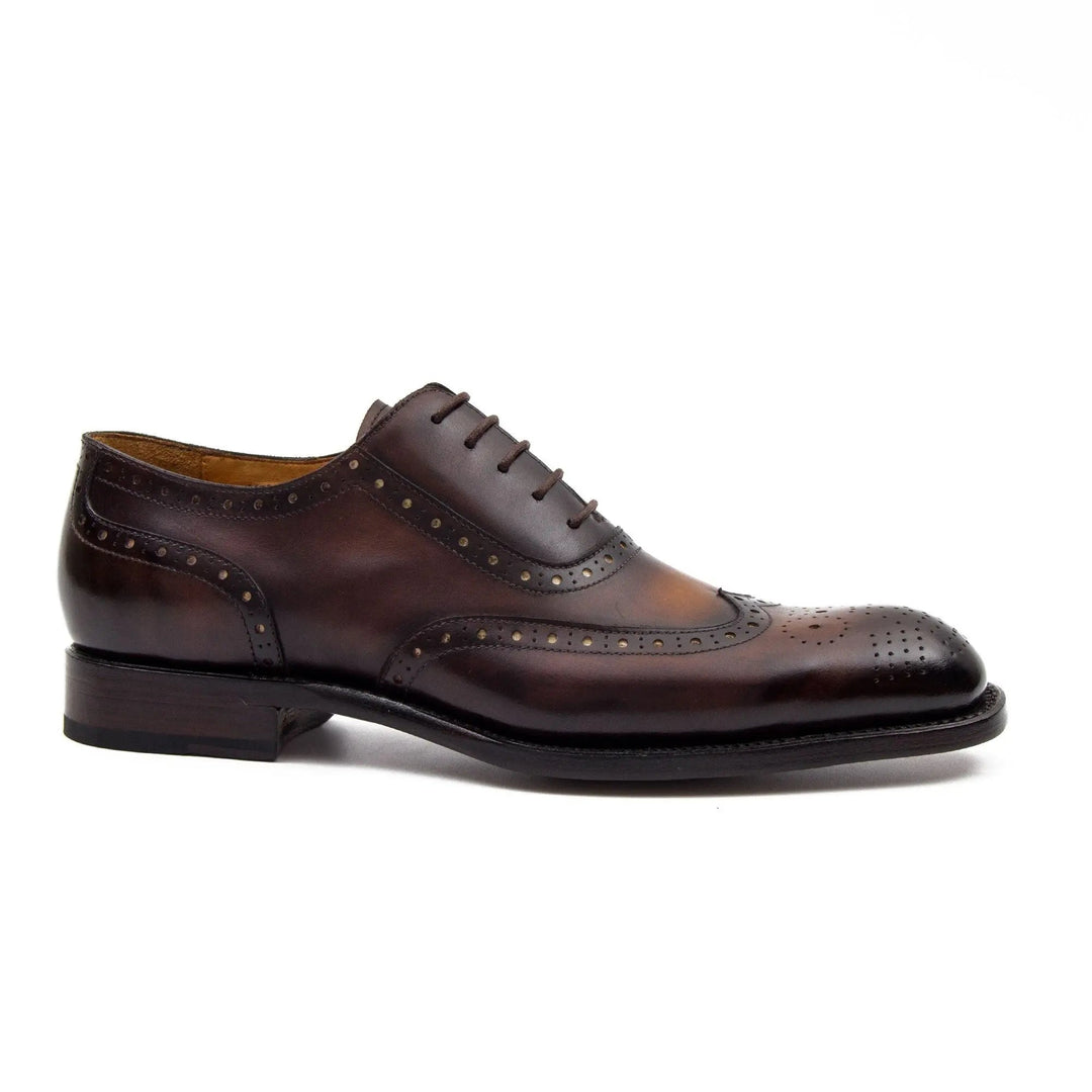 DV DIVINCH men’s shoes, handcrafted leather shoes, calfskin footwear, men’s designer shoes, leather dress shoes, brogue shoes, Derby shoes, Oxford shoes, monk strap shoes, Chelsea boots, lug sole footwear