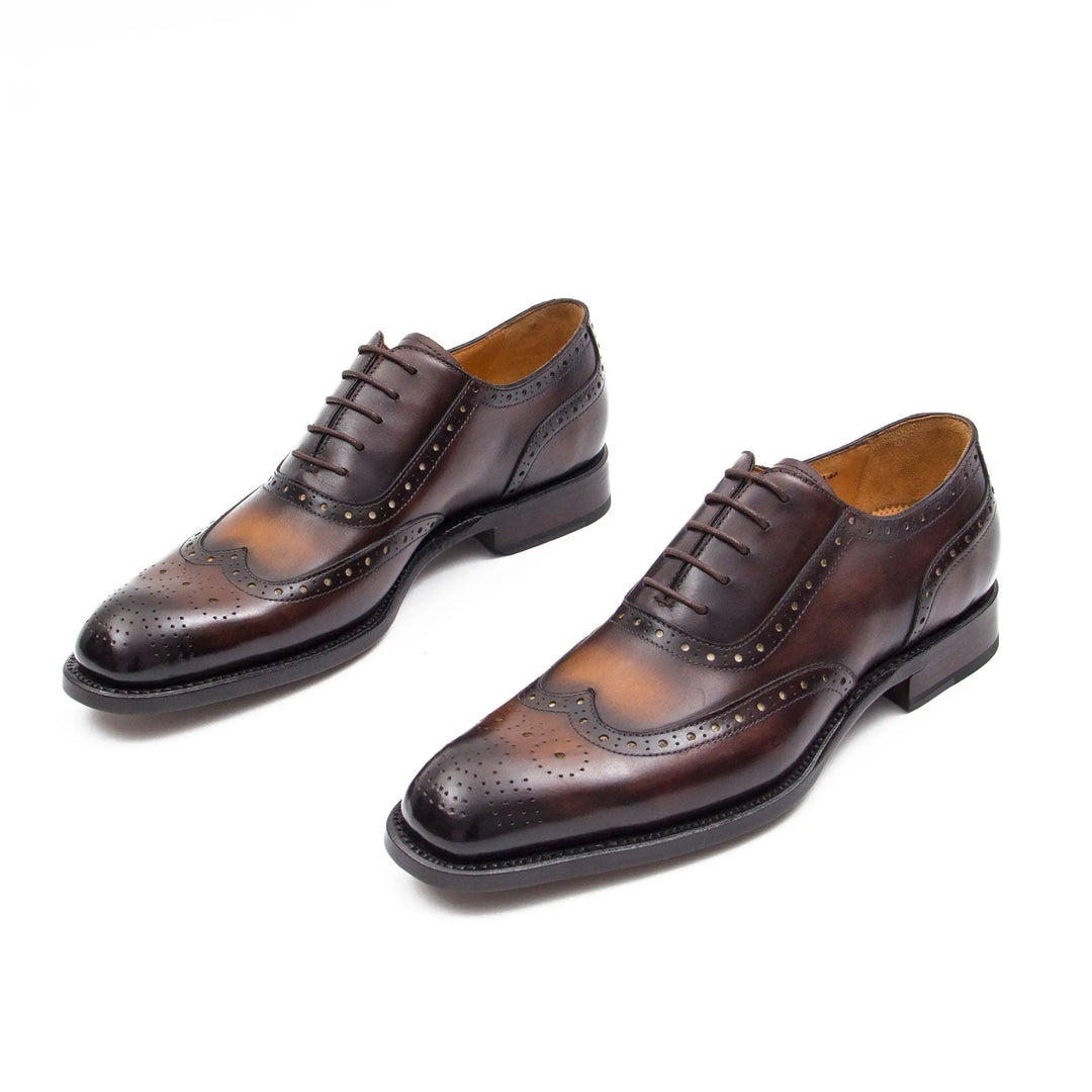 DV DIVINCH men’s shoes, handcrafted leather shoes, calfskin footwear, men’s designer shoes, leather dress shoes, brogue shoes, Derby shoes, Oxford shoes, monk strap shoes, Chelsea boots, lug sole footwear
