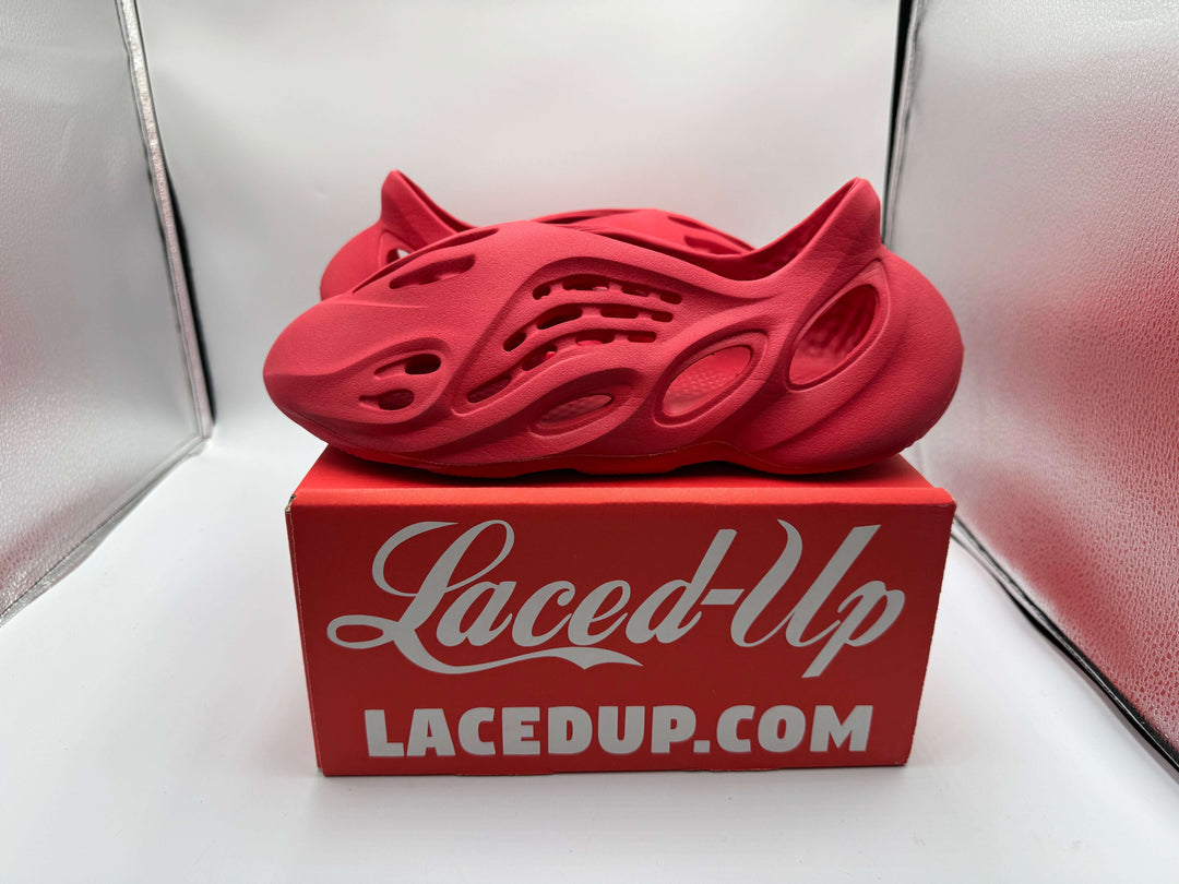 Pre Owned adidas Yeezy Foam RNNR Vermillion