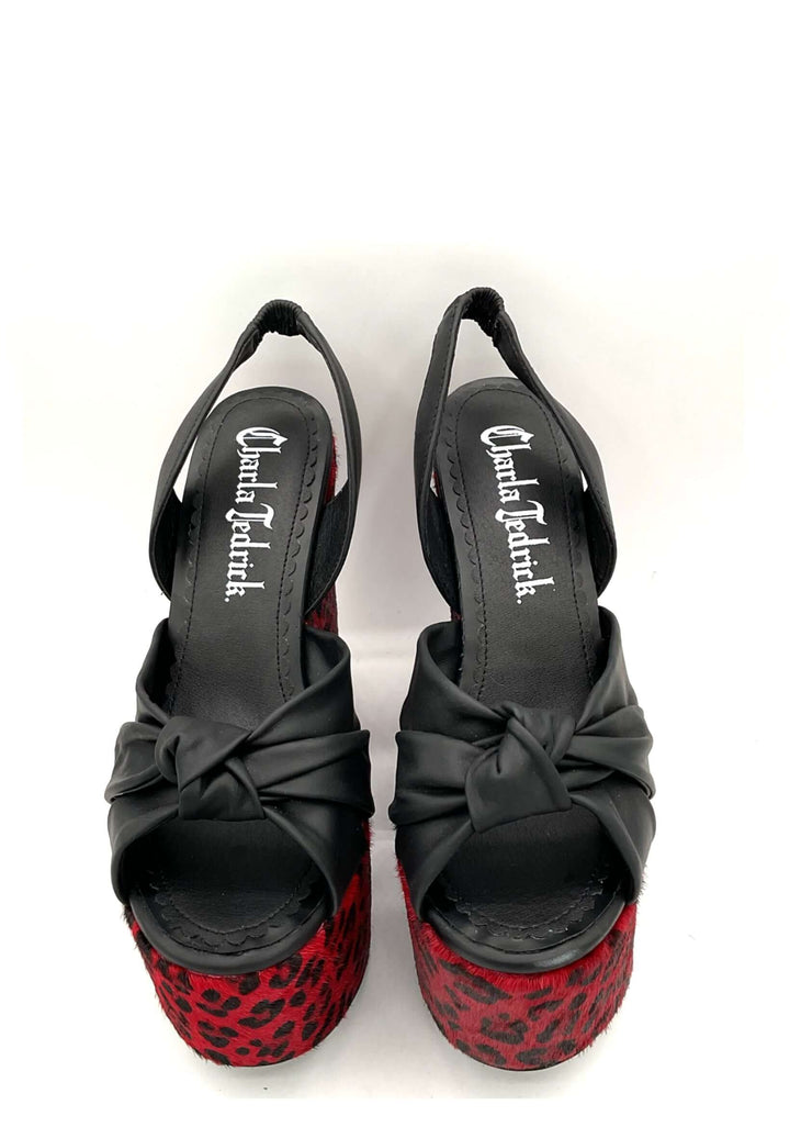 Lusterous Leo Platform shoes