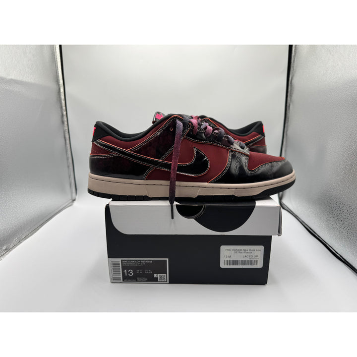 PRE OWNED Nike Dunk Low SE Red Panda