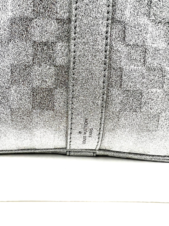 Louis Vuitton Keepall Bandoulière 50B silver glitter Damier duffle bag – STORE 7994