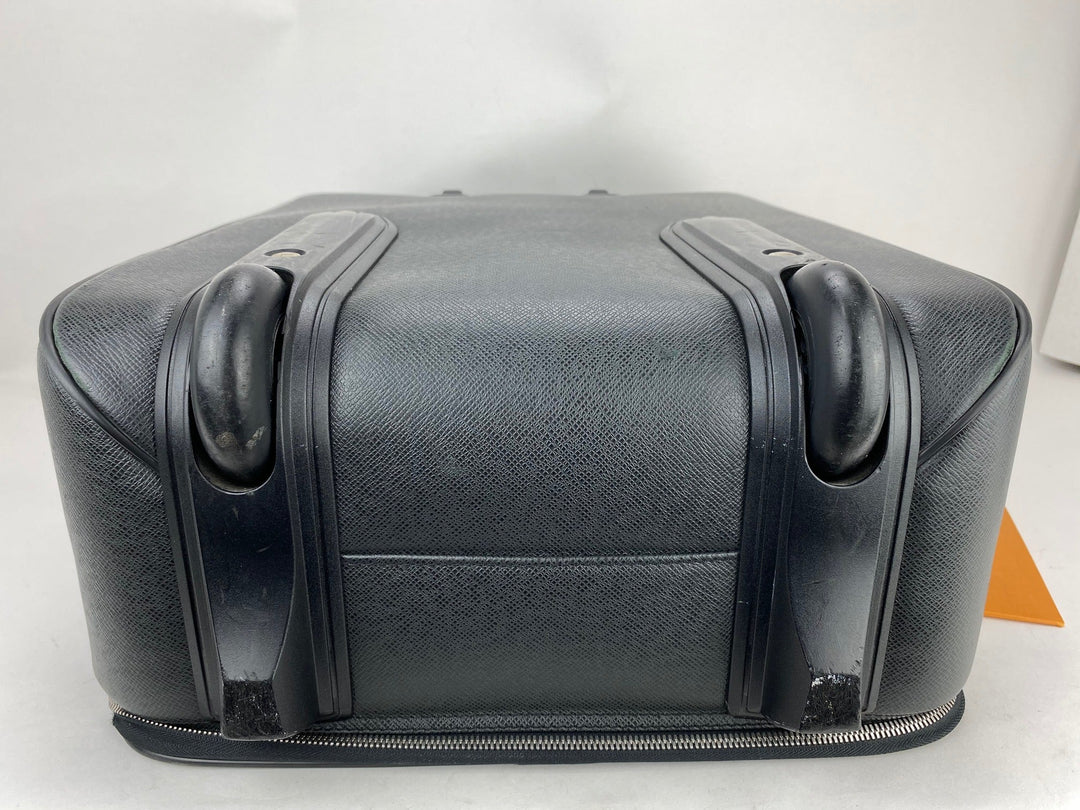 Louis Vuitton Pegase 60 Ardoise Taiga  Rolling suitcase carry on Luggage pre owned