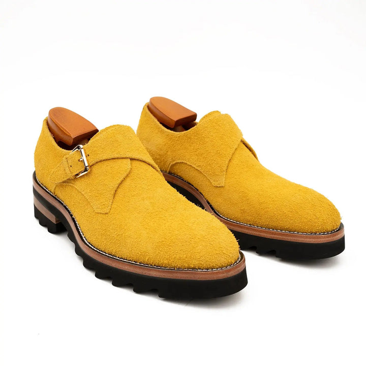 DV DIVINCH men’s shoes, handcrafted leather shoes, calfskin footwear, men’s designer shoes, leather dress shoes, brogue shoes, Derby shoes, Oxford shoes, monk strap shoes, Chelsea boots, lug sole footwear