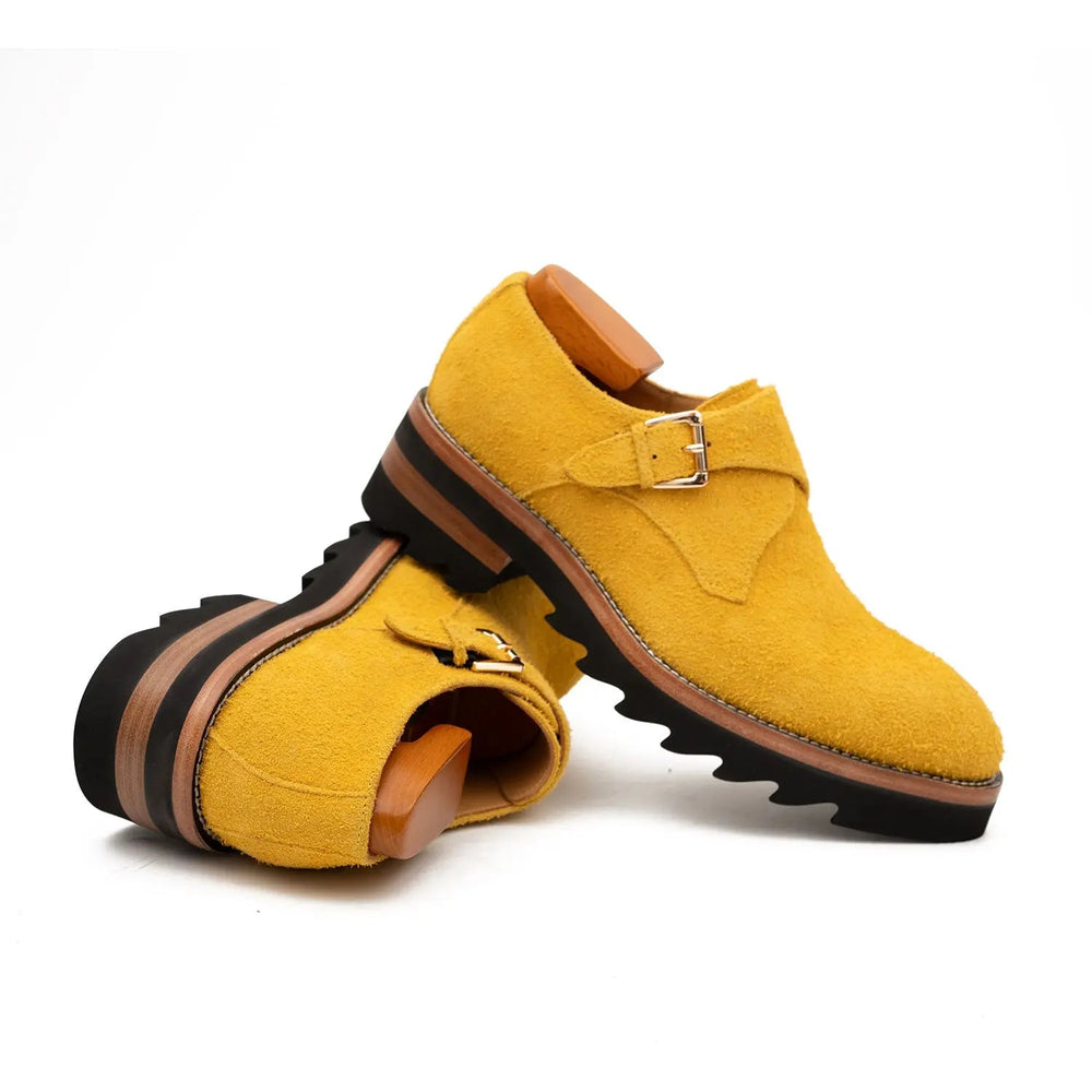DV DIVINCH men’s shoes, handcrafted leather shoes, calfskin footwear, men’s designer shoes, leather dress shoes, brogue shoes, Derby shoes, Oxford shoes, monk strap shoes, Chelsea boots, lug sole footwear