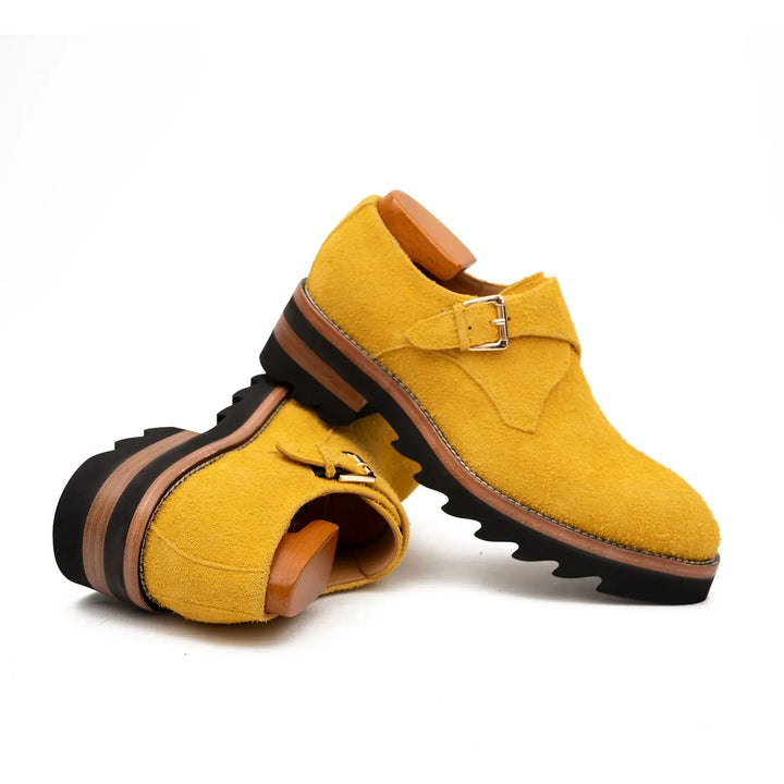 DV DIVINCH men’s shoes, handcrafted leather shoes, calfskin footwear, men’s designer shoes, leather dress shoes, brogue shoes, Derby shoes, Oxford shoes, monk strap shoes, Chelsea boots, lug sole footwear