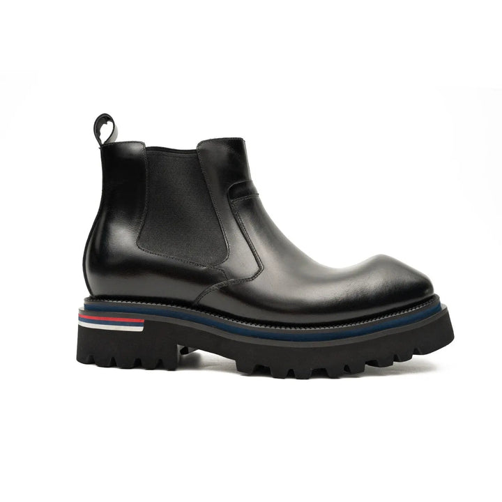 DV DIVINCH men’s shoes, handcrafted leather shoes, calfskin footwear, men’s designer shoes, leather dress shoes, brogue shoes, Derby shoes, Oxford shoes, monk strap shoes, Chelsea boots, lug sole footwear