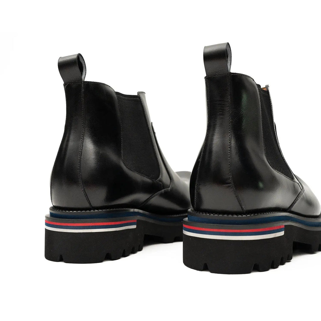 DV DIVINCH men’s shoes, handcrafted leather shoes, calfskin footwear, men’s designer shoes, leather dress shoes, brogue shoes, Derby shoes, Oxford shoes, monk strap shoes, Chelsea boots, lug sole footwear