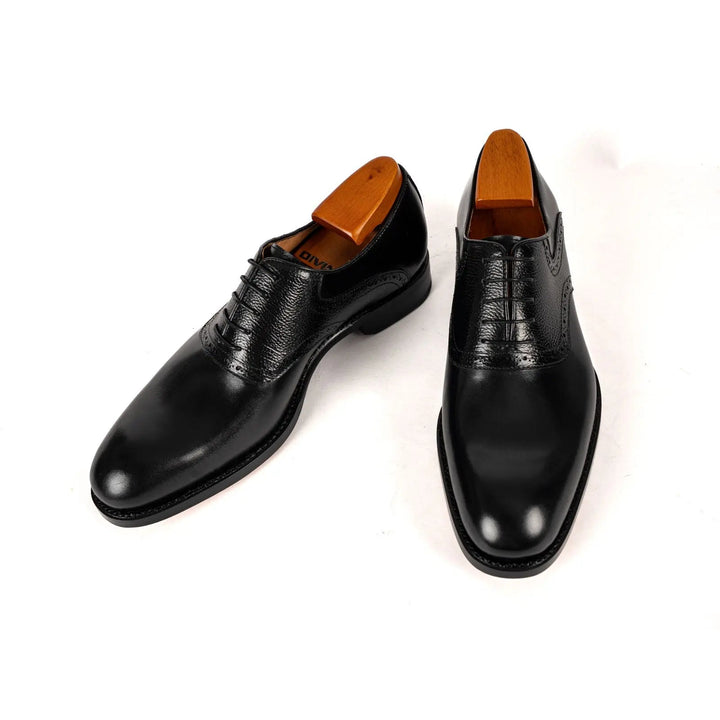 Goodyear Welted Oxford Shoes in Black Leather