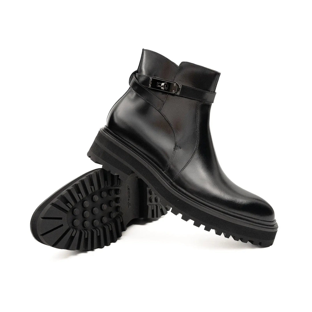 DV DIVINCH men’s shoes, handcrafted leather shoes, calfskin footwear, men’s designer shoes, leather dress shoes, brogue shoes, Derby shoes, Oxford shoes, monk strap shoes, Chelsea boots, lug sole footwear