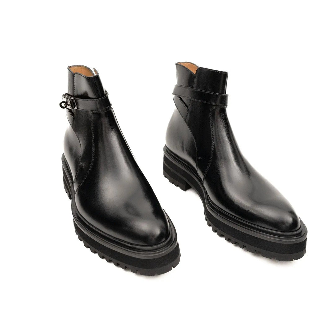 DV DIVINCH men’s shoes, handcrafted leather shoes, calfskin footwear, men’s designer shoes, leather dress shoes, brogue shoes, Derby shoes, Oxford shoes, monk strap shoes, Chelsea boots, lug sole footwear