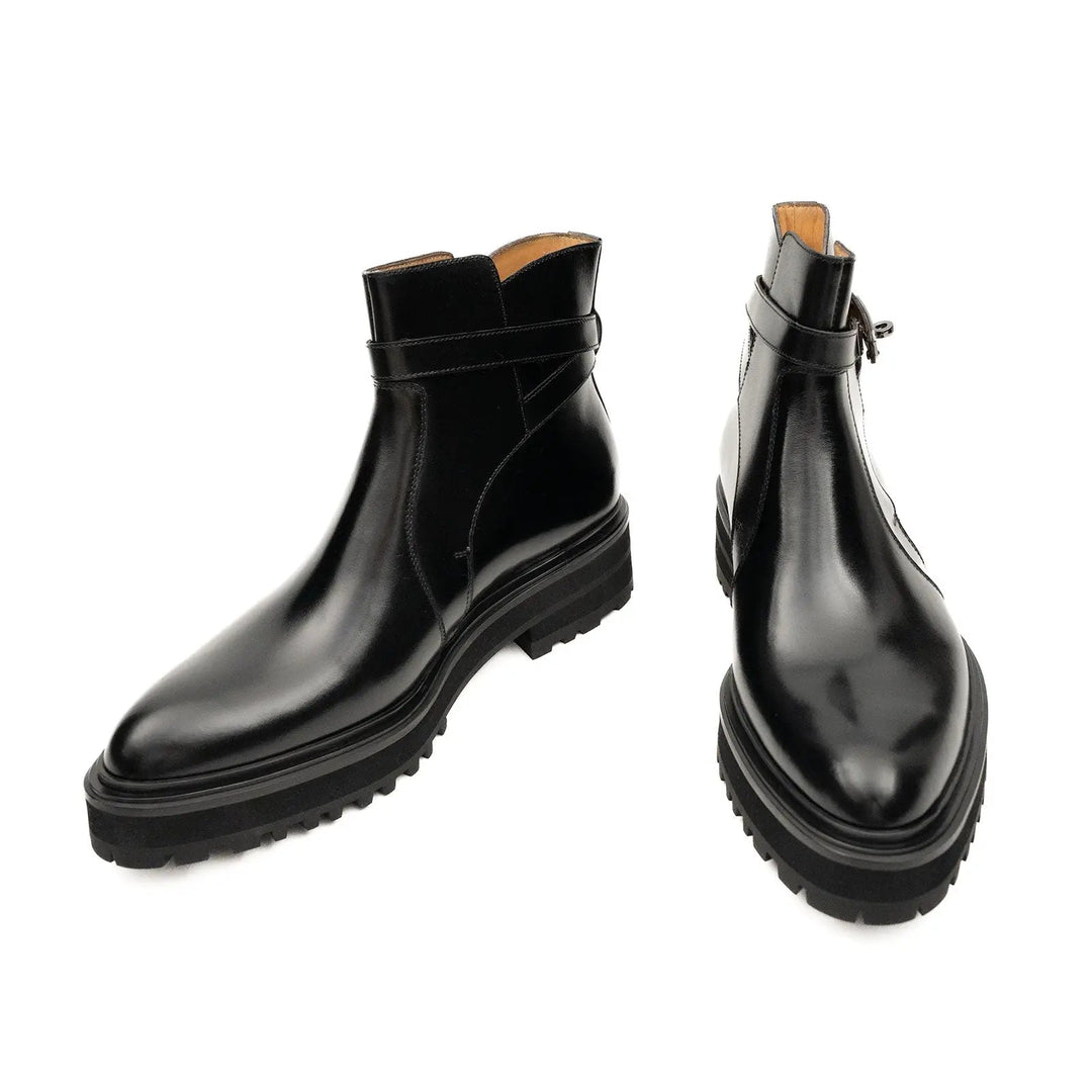 DV DIVINCH men’s shoes, handcrafted leather shoes, calfskin footwear, men’s designer shoes, leather dress shoes, brogue shoes, Derby shoes, Oxford shoes, monk strap shoes, Chelsea boots, lug sole footwear