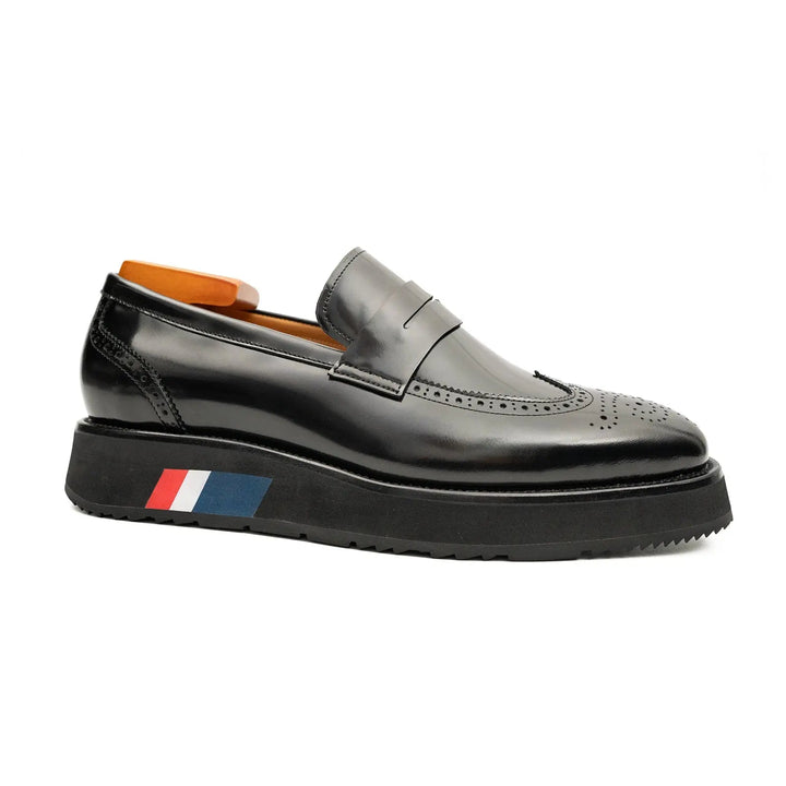 DV DIVINCH men’s shoes, handcrafted leather shoes, calfskin footwear, men’s designer shoes, leather dress shoes, brogue shoes, Derby shoes, Oxford shoes, monk strap shoes, Chelsea boots, lug sole footwear
